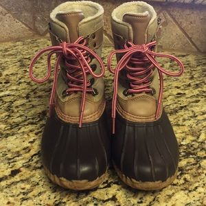 Girls duck boots